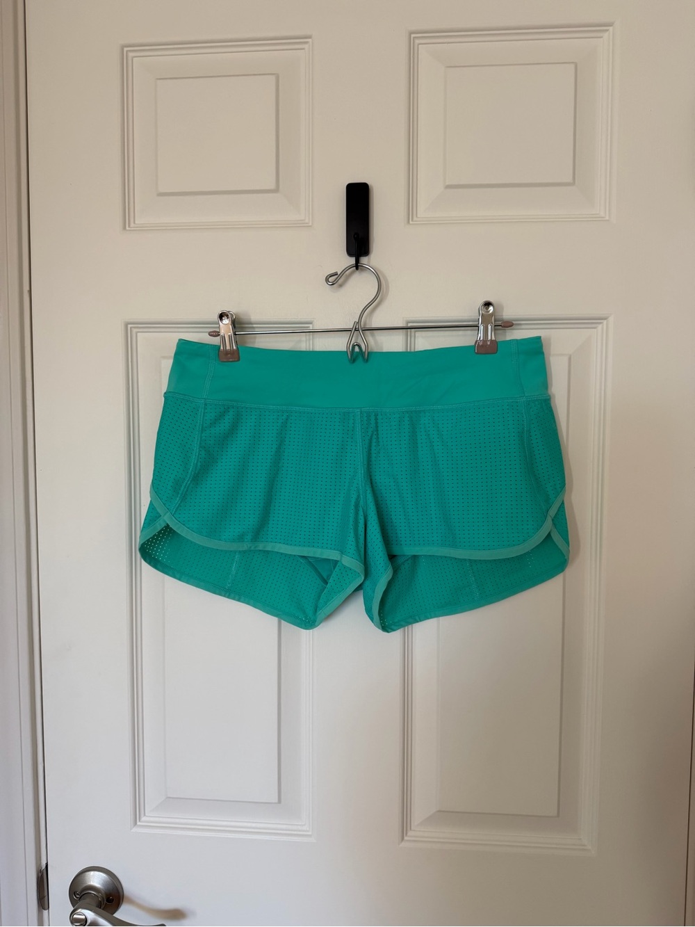 Lululemon Speed Short (Mesh), 8 - Picture 2 of 6
